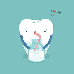 Tooth drink milk for healthy dental.