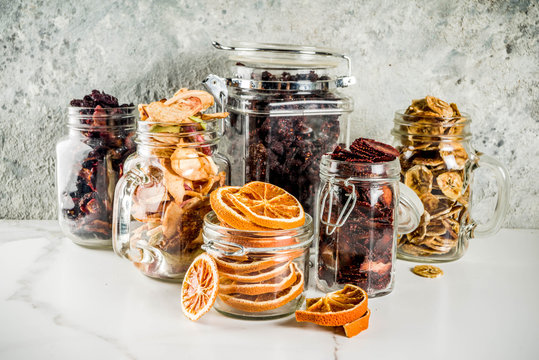 Dried fruits and berries