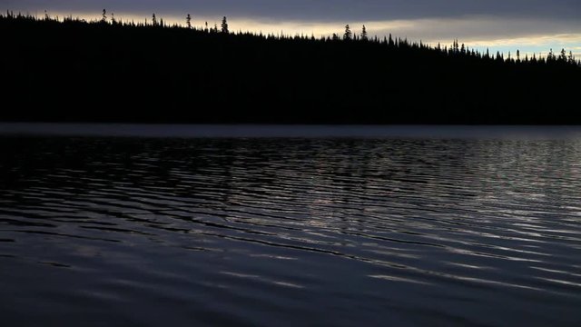 lever de soleil sur le lac