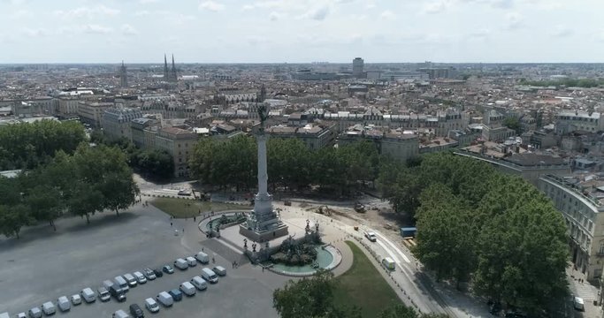 Monument des Girondins place des Quinconces