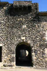 la porte de Bressac à La Roche