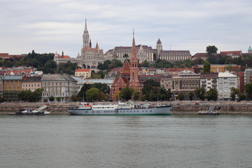 Fototapeta premium Budapest architecture and the Danube 