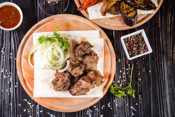 grilled meat with onion