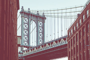 Naklejka premium Manhattan Bridge widziany z Dumbo, Brooklyn, Nowy Jork, USA.