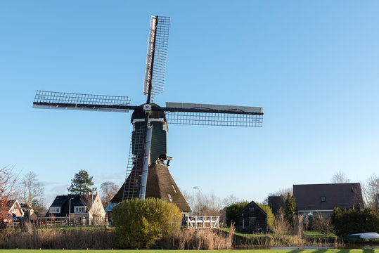 Windmill Hofwegense molen in Bleskensgraaf