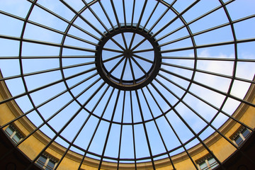 Circular glass roof in Paris