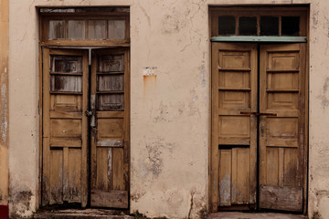 Casa antiga em cidade de praia antiga