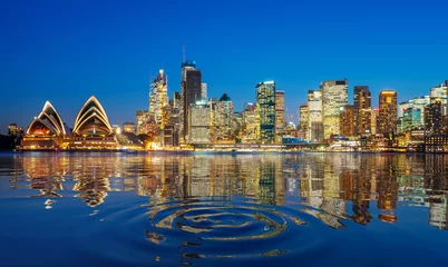 Plexiglas foto achterwand Panorama van de haven en de brug van Sydney in de stad van Sydney © anekoho