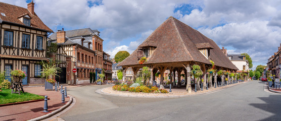 Lyons-La-Fôret 