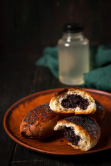 Patties filled with poppy seed