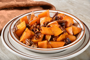 Cinnamon pecan butternut squash
