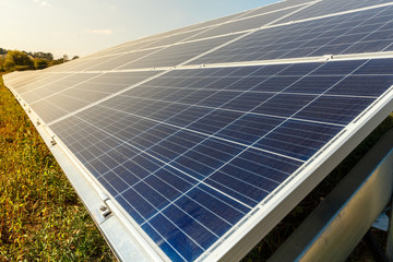 Solar photovoltaic modules using renewable solar energy