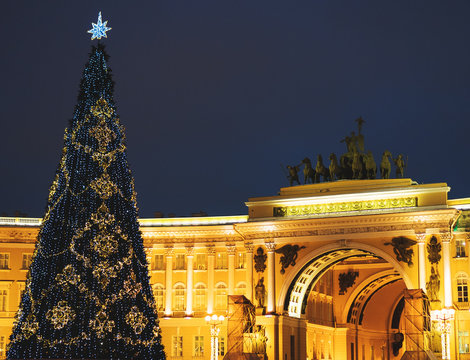 Christmas tree on the Palace Square in St. Petersburg at night.