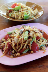 Thai papaya salad