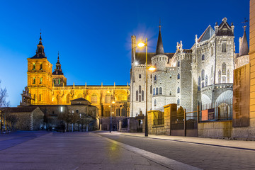 Fototapeta na wymiar Cathedral and Episcopal Palace of Astorga (Spain)
