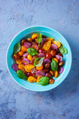 tomato salad with onion and spices