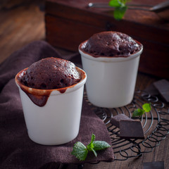 Chocolate cupcake, cooked glass, square