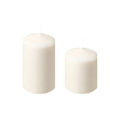 Fototapeta na wymiar Set of realistic vector white candles on white background. Cylindrical aromatic candle sticks.