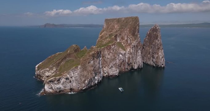 Drone shot of Kicker Rock or Le&radic;&ge;n Dormido in the Galapagos Islands