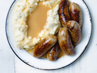 english pub grub bangers and mash