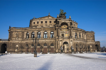 Fototapeta na wymiar Semperoper, the opera house and the concert hall of the Saxon State Orchestra, Dresden, Germany