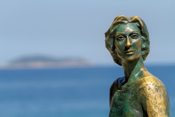 Close-up of the statue of the writer Clarice Lispector on the 