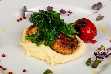 Chicken cutlet with mushed potato