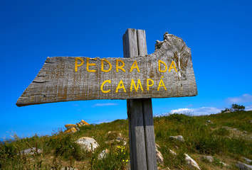 Pedra da Campa stone hole in Islas Cies islands © lunamarina