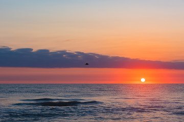 Obraz premium Amazing beautiful sunrise at the sea