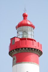 Fototapeta na wymiar La tête du phare Saint Mathieu
