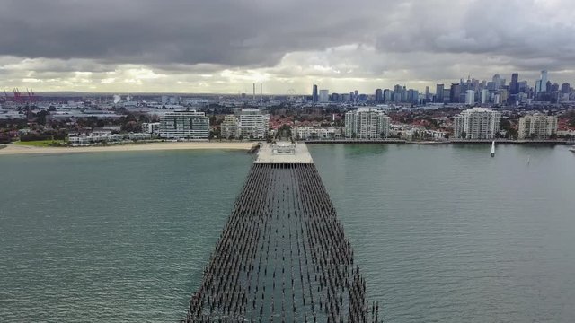 Melbourne, Princes pier filmed in D-Log ungraded