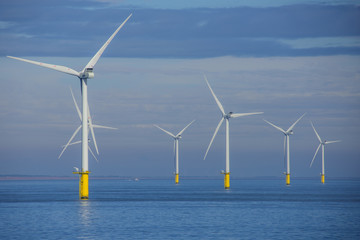 Wind mill at sea of England.jpg