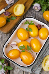 Marinated yellow tomatoes