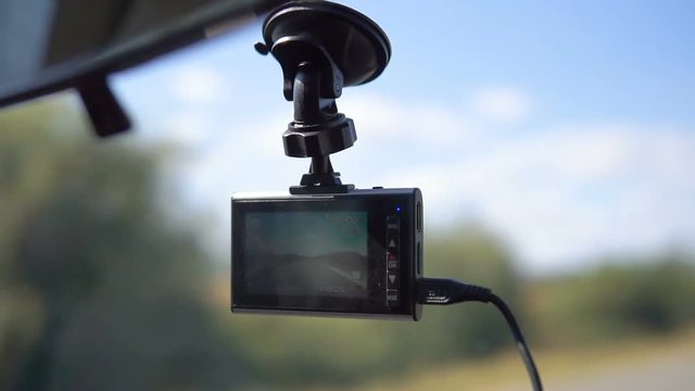 Portable car dvr digital video recorder with lcd screen installed in windshield