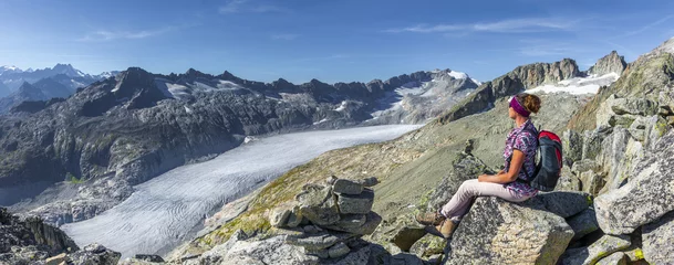 Abwaschbare Fototapete Bergsteigen Bergsteigen am Rhonegletscher