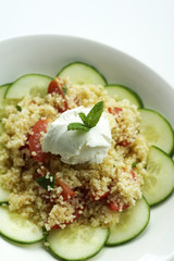 Cous cous cetrioli e pomodori 