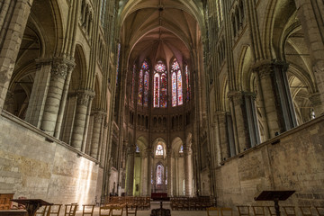 Fototapeta premium La Basilique de Saint-Quentin (02)
