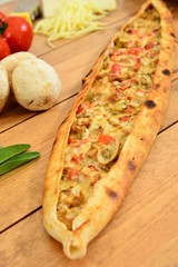 traditional turkish food pide