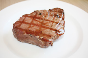 Tuna fish steak grilled	