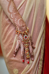 mehendi painted on the hands of girls © svetosila3852