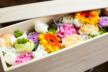 箱に入ったプリザーブドフラワー