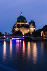 Fototapeta na wymiar Berlin at night