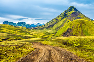 Fototapeta premium Otherwordly beautiful landscapes of Alftavatn in the Fjallabak Nature Reserve in the Highlands of Iceland. In the middle of the famous Laugavegur hiking trail.