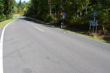 Straße im Bereich der ehemaligen Südschleife des Nürburgring