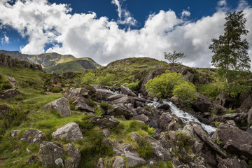Fototapeta na wymiar Wasserfall in Snowdonia