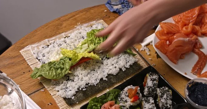 The movie of rolling sushi