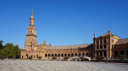 Fototapeta premium Die Plaza de España ist einer der bekanntesten Plätze in Sevilla, Spanien. 