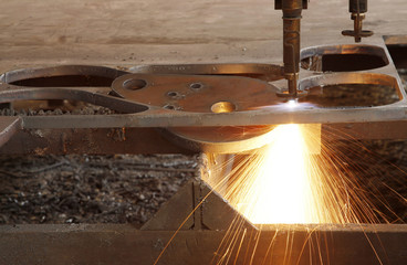 Laser / plasma CNC metal cutting