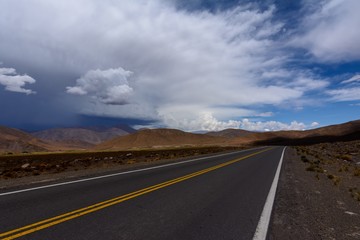 Fototapeta na wymiar Road to Salta. Argentina