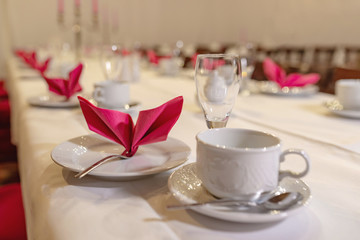 festlich gedeckte Kaffeetafel